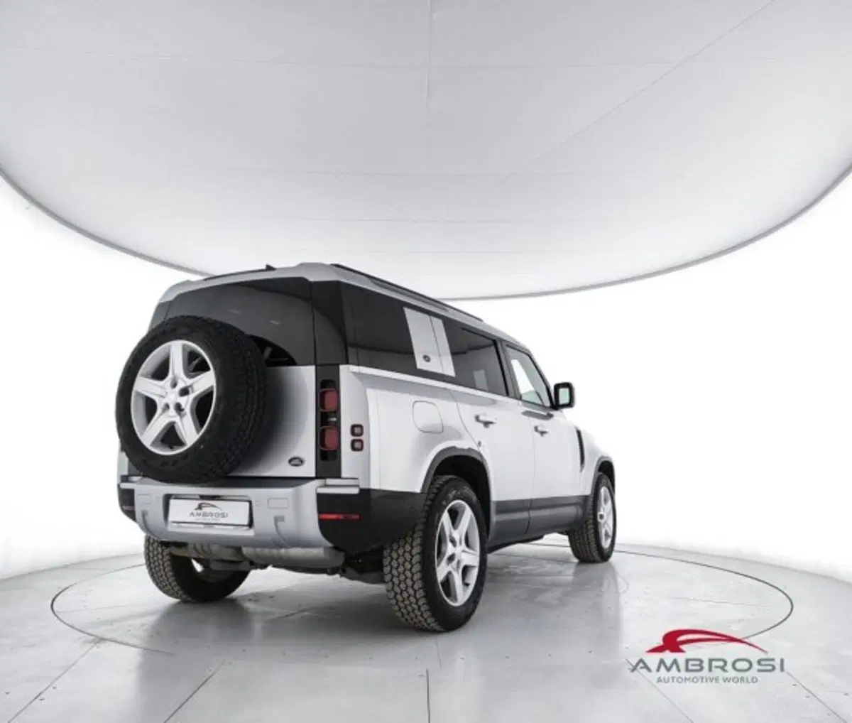 Land Rover Defender usata a Perugia (3)