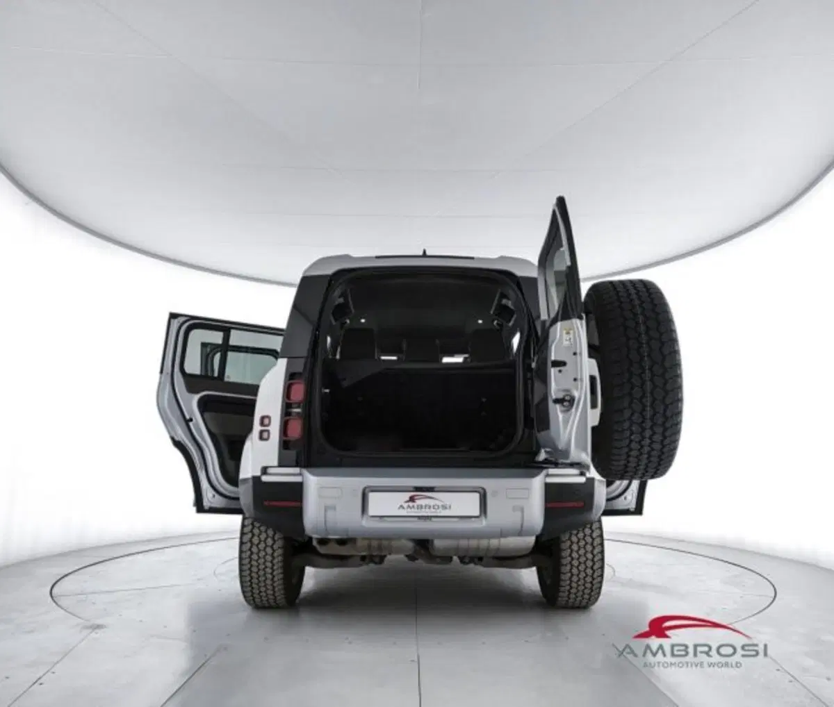 Land Rover Defender usata a Perugia (7)