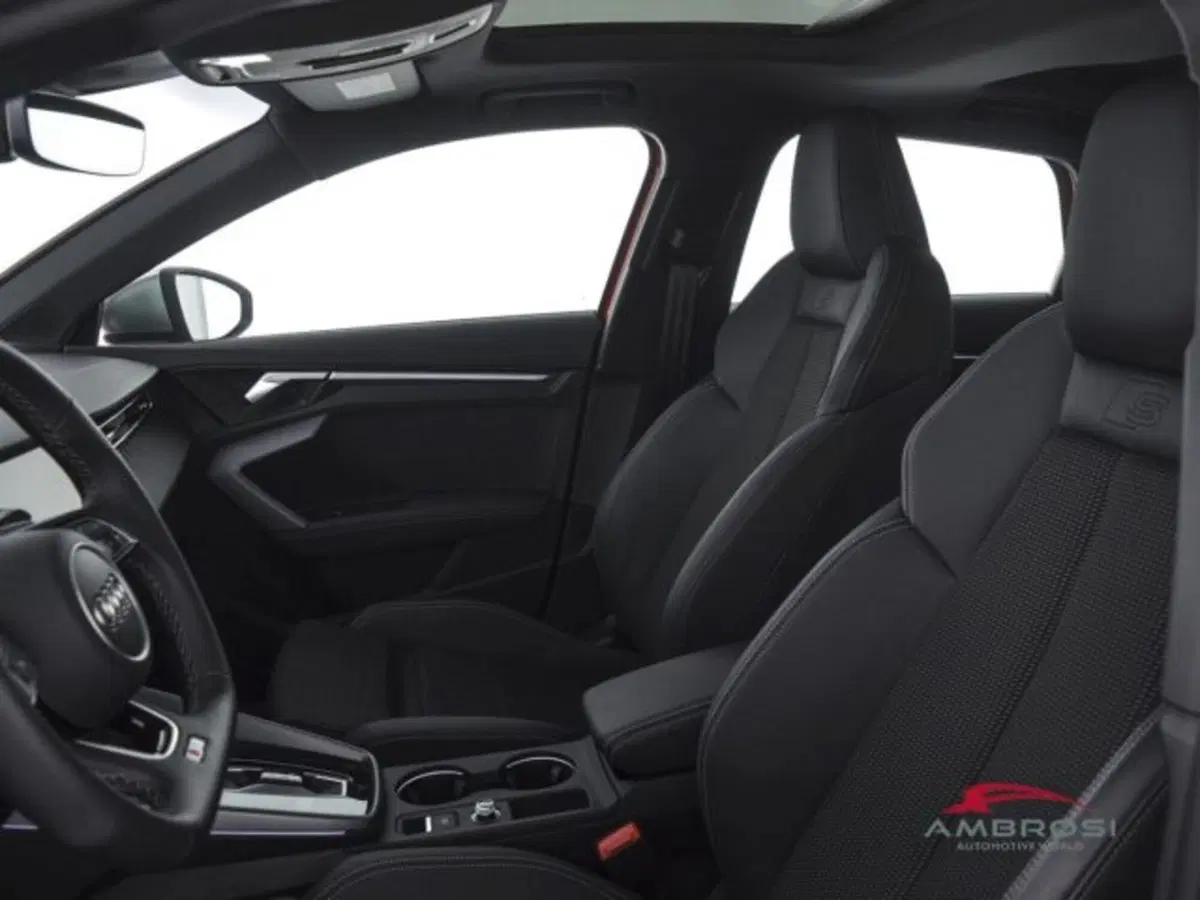 Audi S3 Sportback usata a Perugia (9)