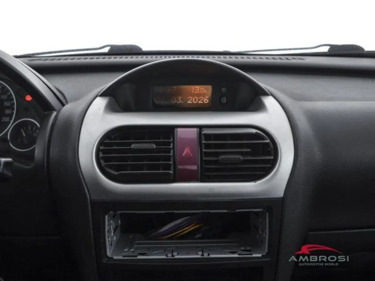 Opel Corsa usata a Perugia (14)
