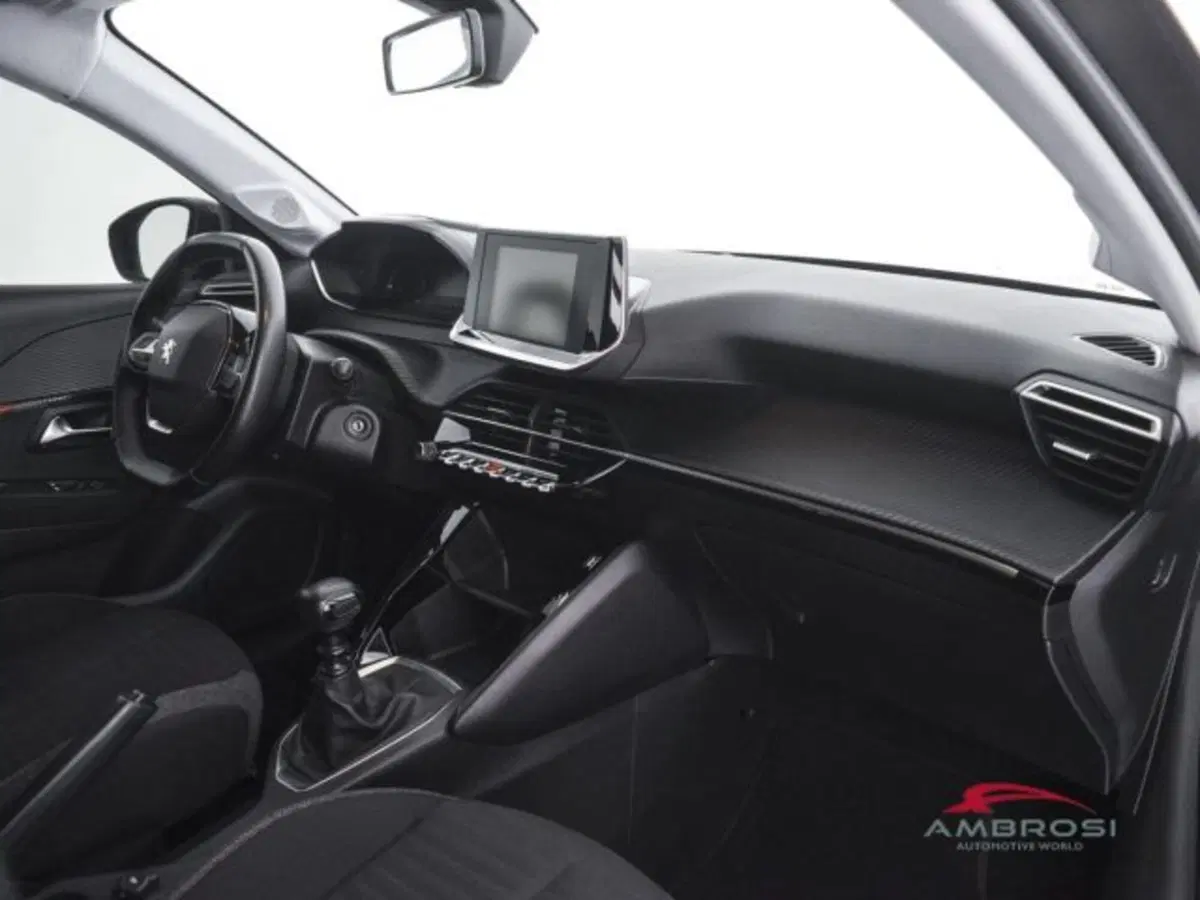 Peugeot 208 usata a Perugia (12)