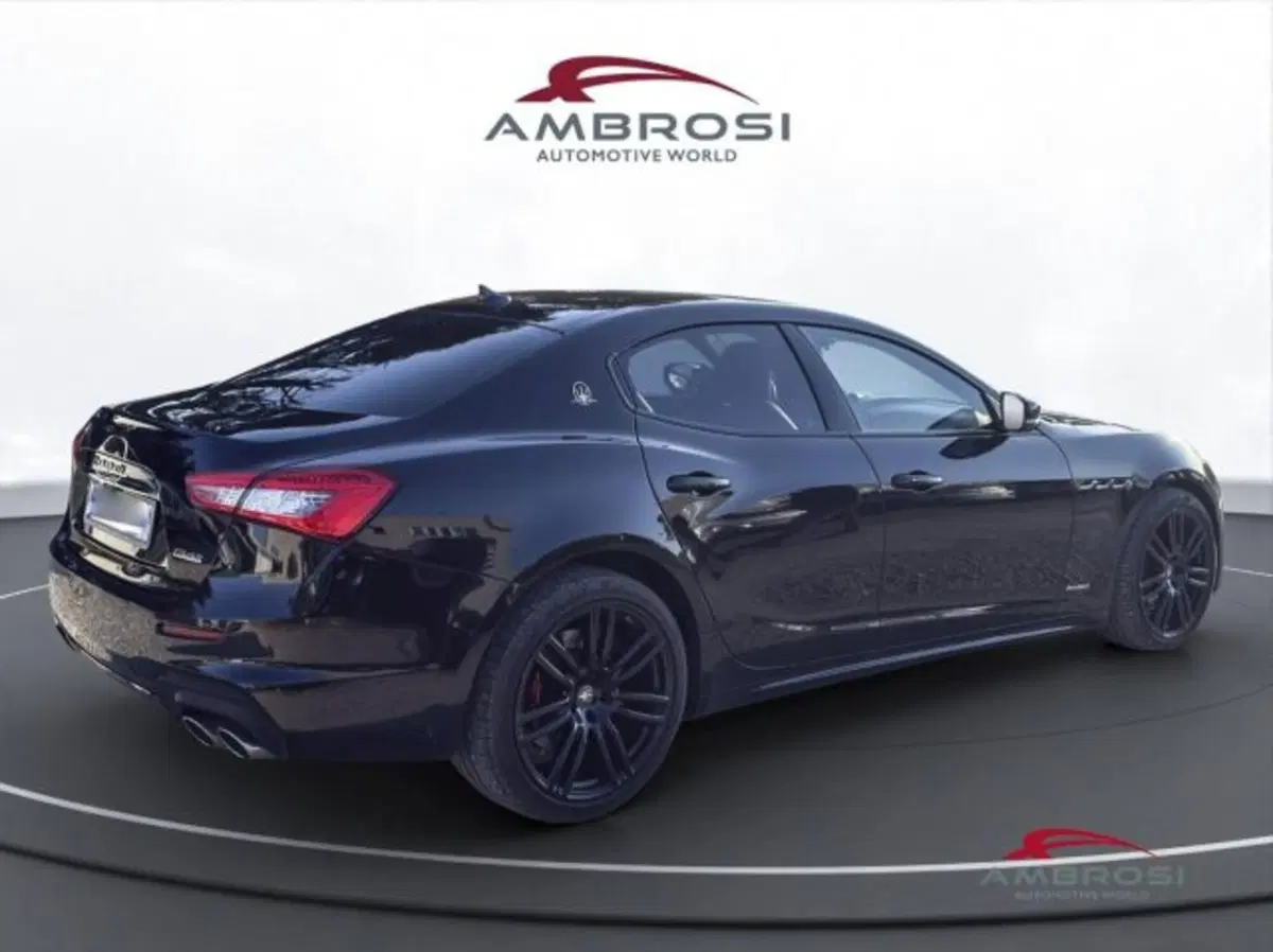 Maserati Ghibli usata a Perugia (3)