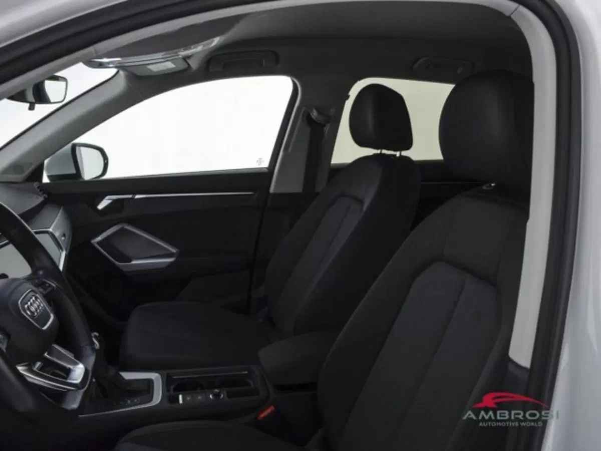 Audi Q3 usata a Perugia (9)