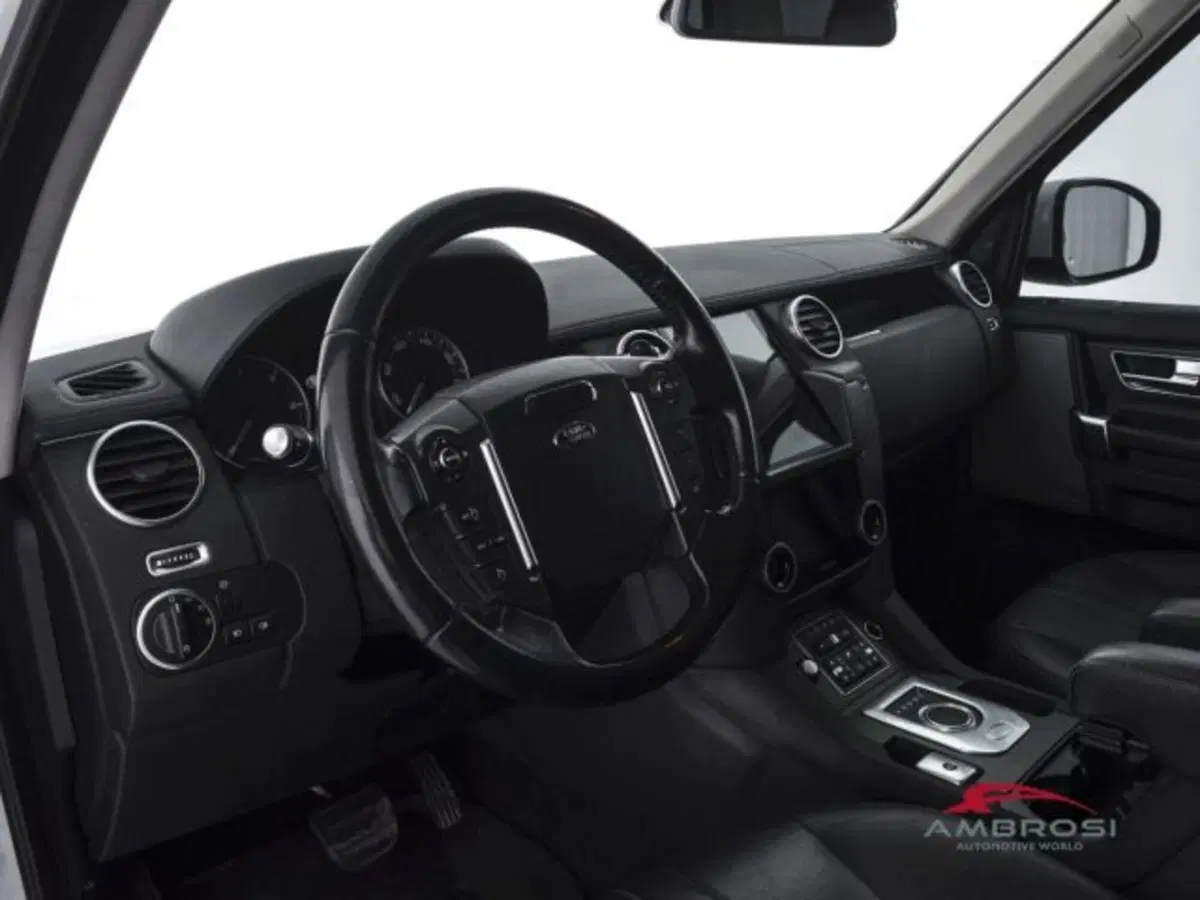 Land Rover Discovery usata a Perugia (8)