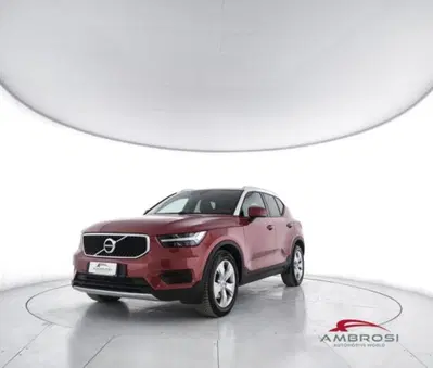 Volvo XC40 T4 AWD Geartronic Momentum del 2018 usata a Corciano