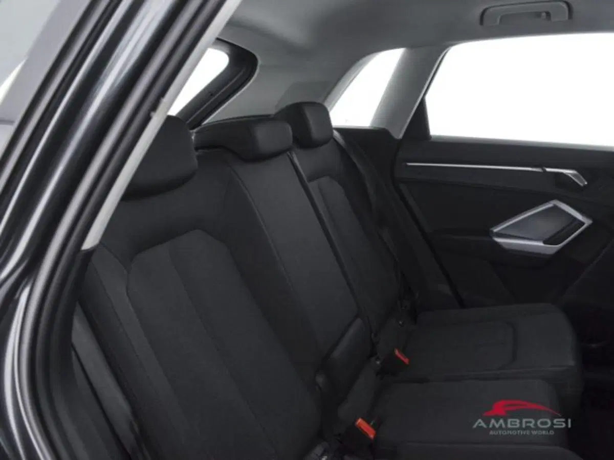 Audi Q3 Sportback usata a Perugia (11)