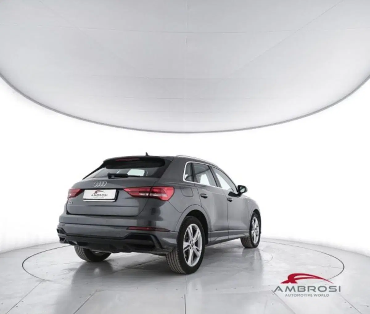 Audi Q3 Sportback usata a Perugia (3)