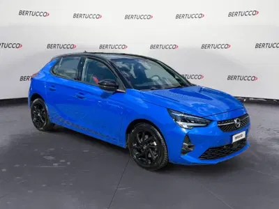 Opel Corsa 1.2 100 CV GS Line del 2022 usata a Verona