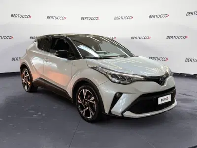 Toyota Toyota C-HR 2.0 Hybrid E-CVT Trend del 2022 usata a Verona