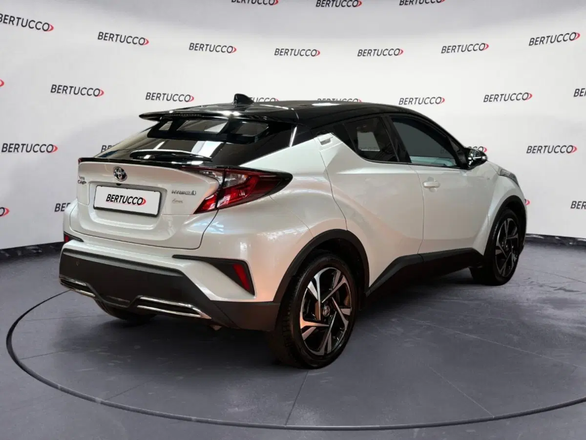 Toyota Toyota C-HR usata a Verona (5)