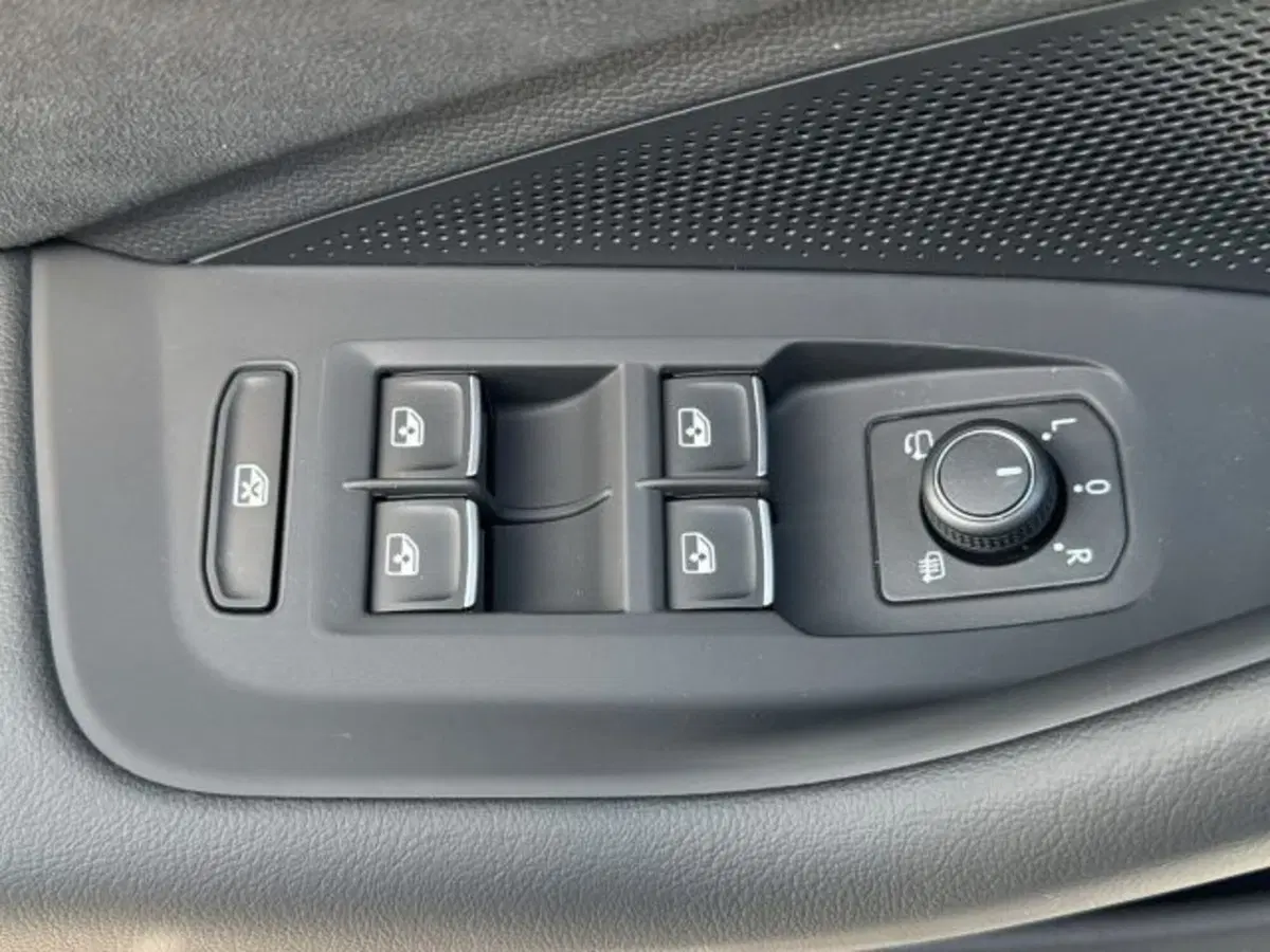 Volkswagen Passat nuova a Vicenza (13)