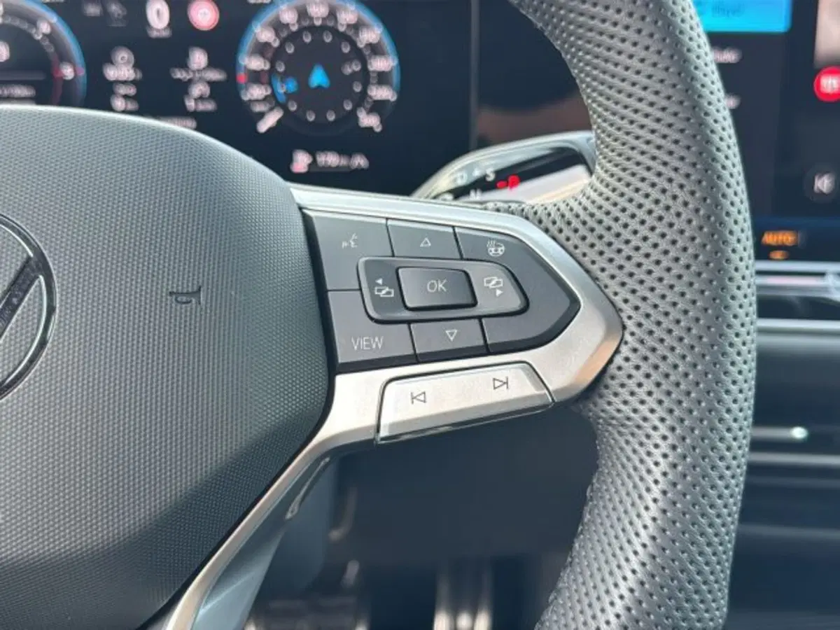 Volkswagen Passat nuova a Vicenza (19)