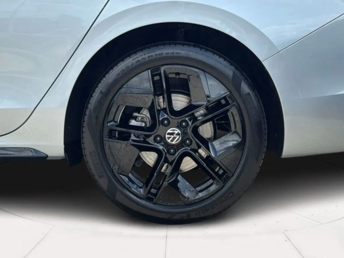 Volkswagen Passat nuova a Vicenza (7)