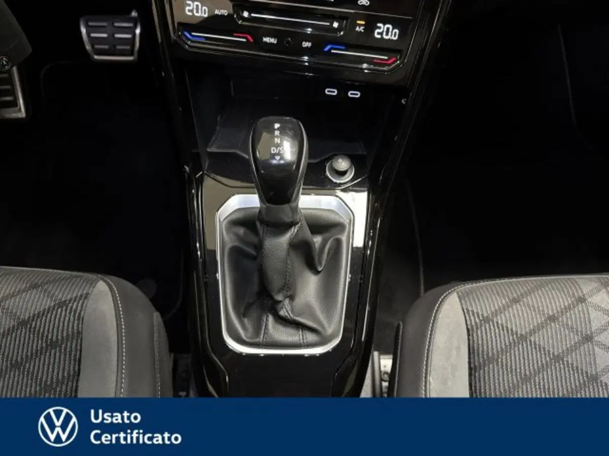Volkswagen T-Roc usata a Vicenza (11)