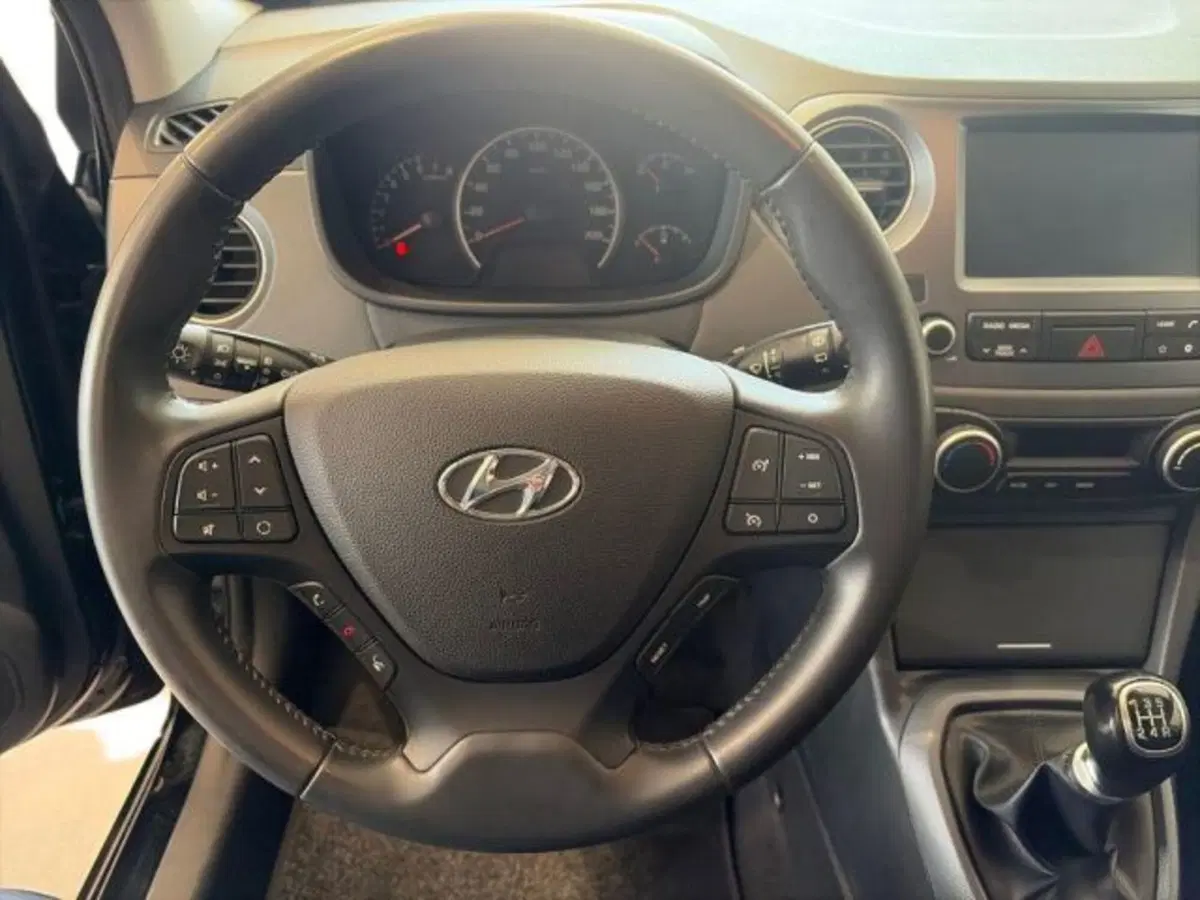 Hyundai i10 usata a Sassari (7)