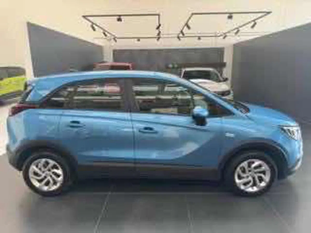 Opel Crossland X usata a Vercelli (8)