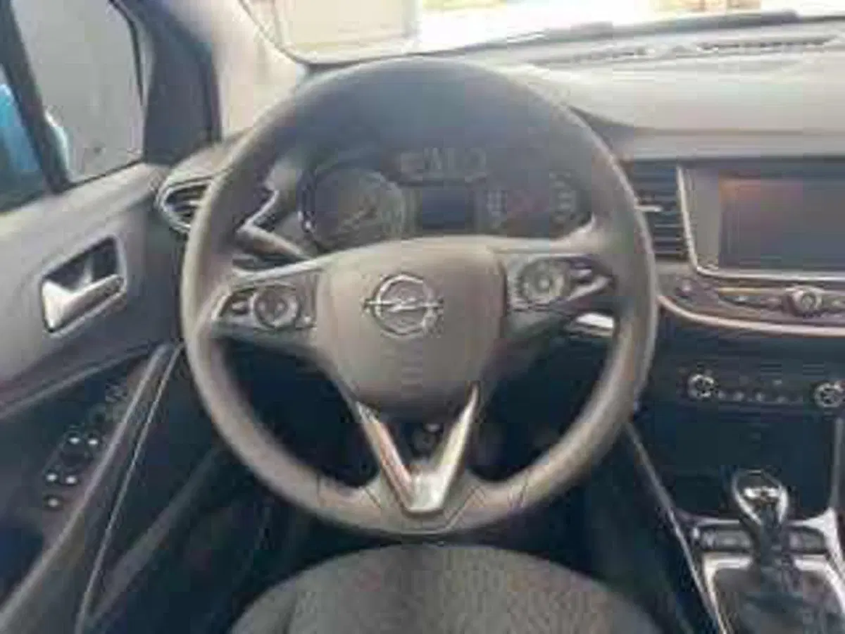 Opel Crossland X usata a Vercelli (9)