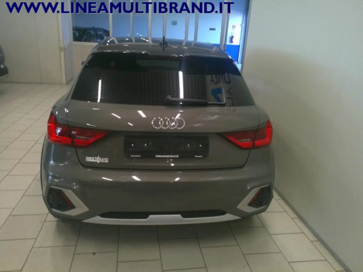 Audi A1 allstreet usata a Piacenza (5)