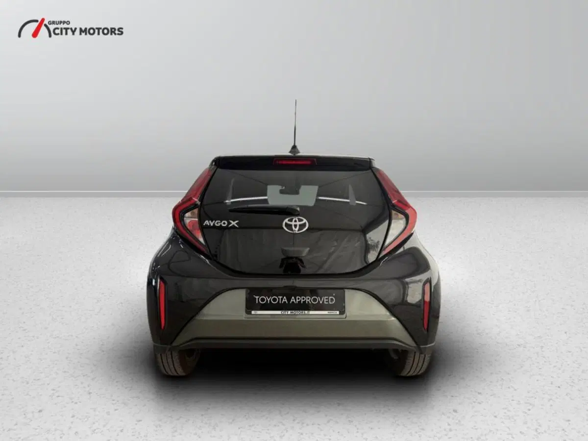 Toyota Aygo X usata a Monza e Brianza (6)