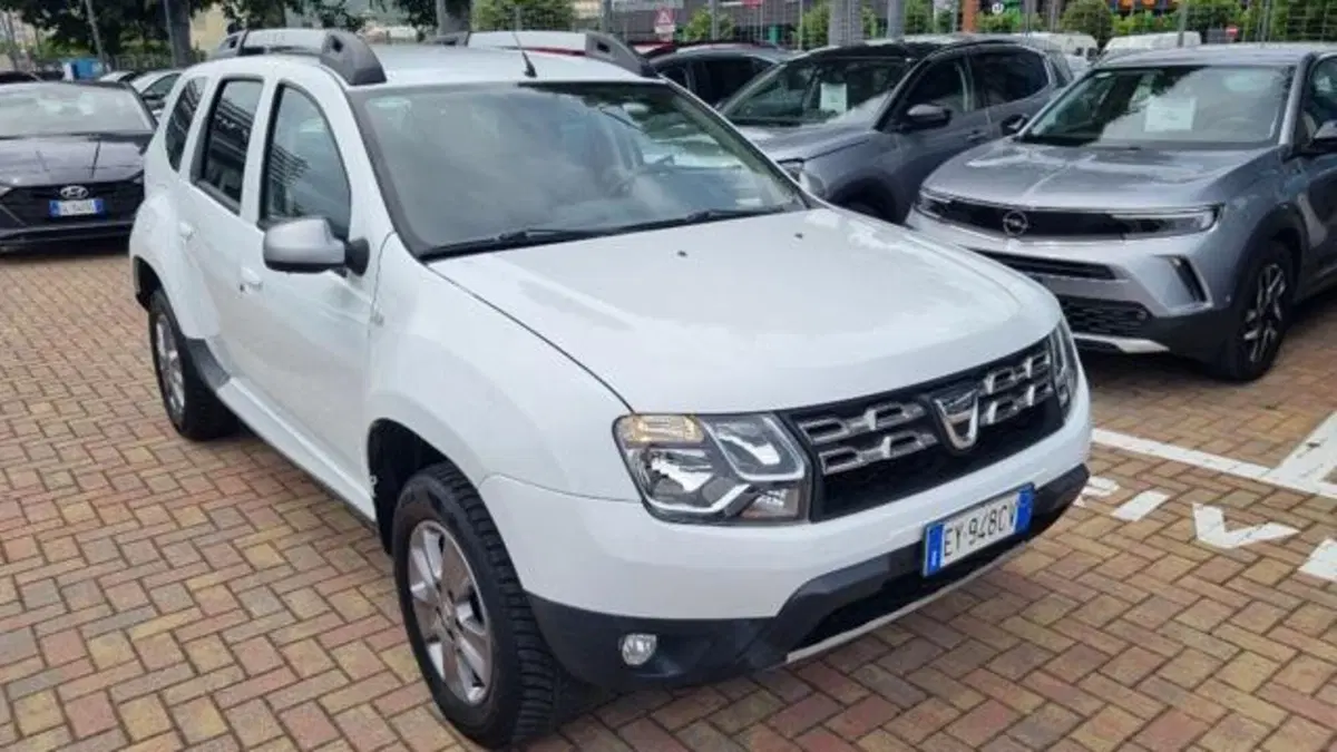 Dacia Duster usata a Savona (15)