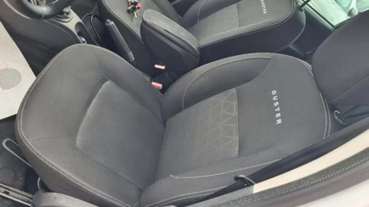 Dacia Duster usata a Savona (7)