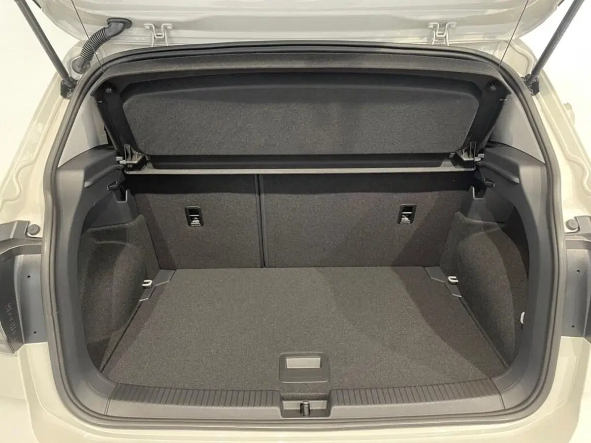 Volkswagen T-Cross nuova a Ravenna (11)