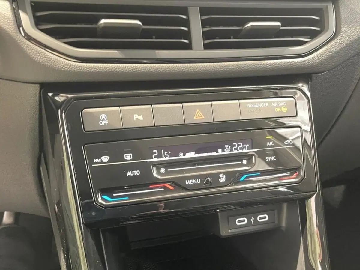 Volkswagen T-Cross nuova a Ravenna (15)