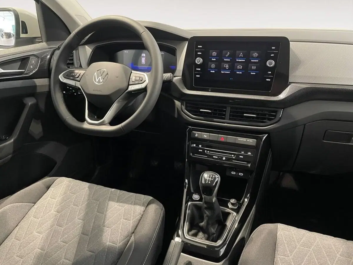 Volkswagen T-Cross nuova a Ravenna (7)