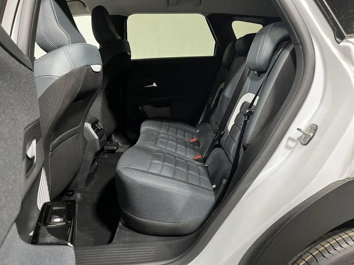 Citroen C5 Aircross nuova a Sondrio (11)