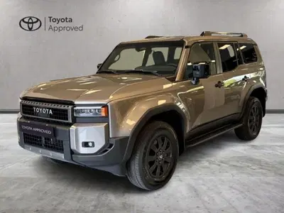 Toyota Land Cruiser 2.8 d-4d Adventure awd auto del 2024 usata a Prato