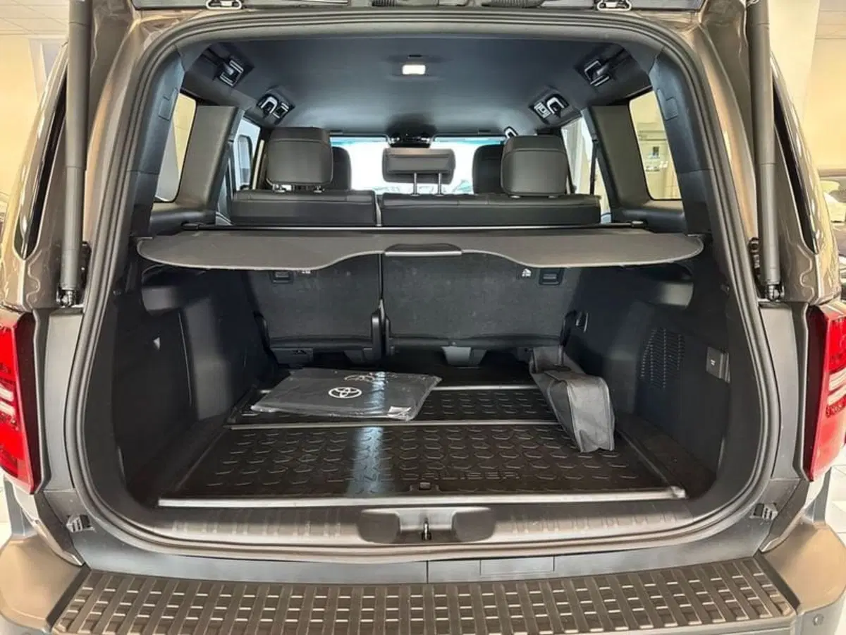 Toyota Land Cruiser usata a Prato (10)