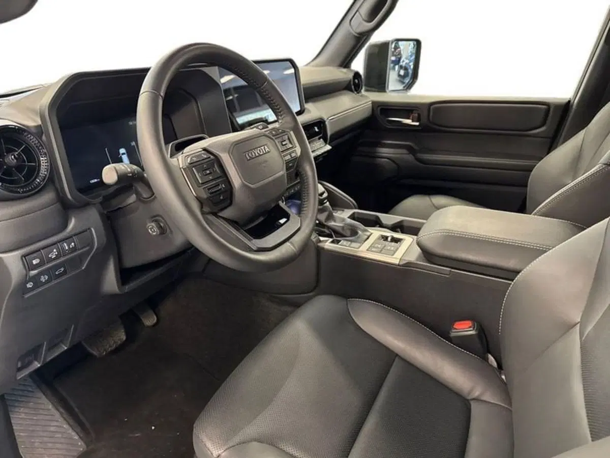 Toyota Land Cruiser usata a Prato (12)