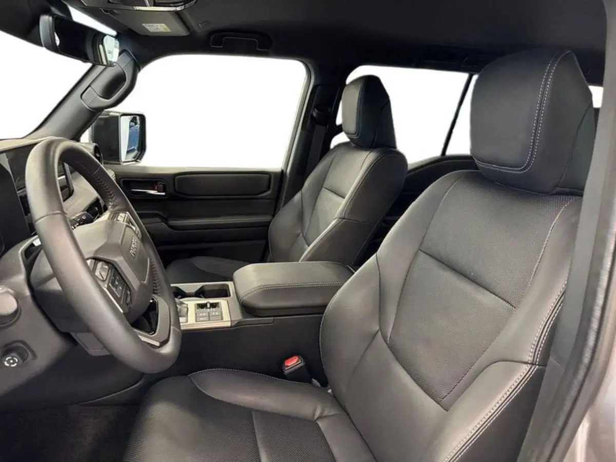 Toyota Land Cruiser usata a Prato (14)