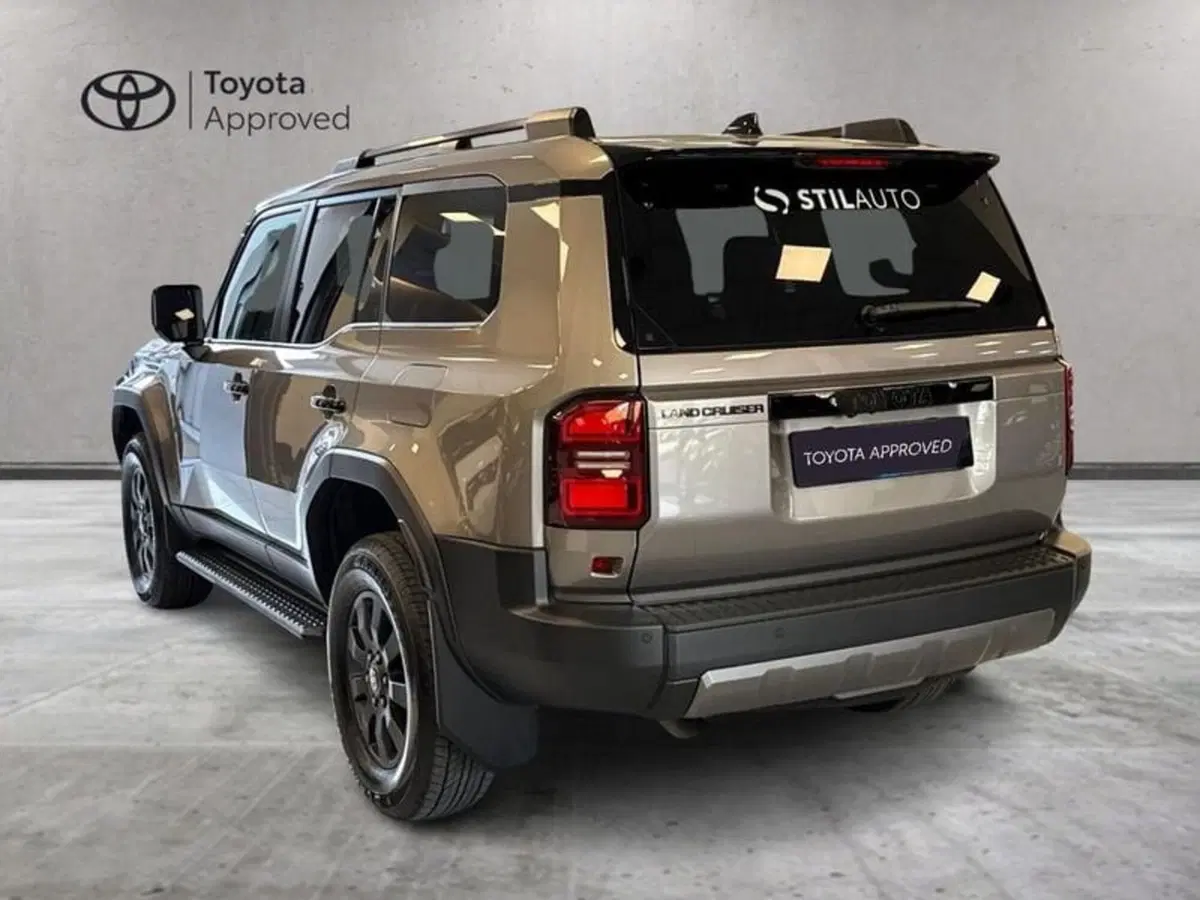 Toyota Land Cruiser usata a Prato (6)