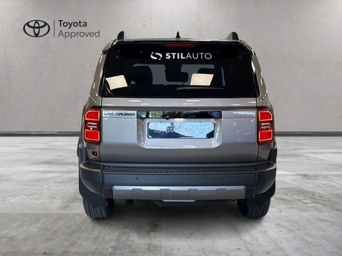Toyota Land Cruiser usata a Prato (7)