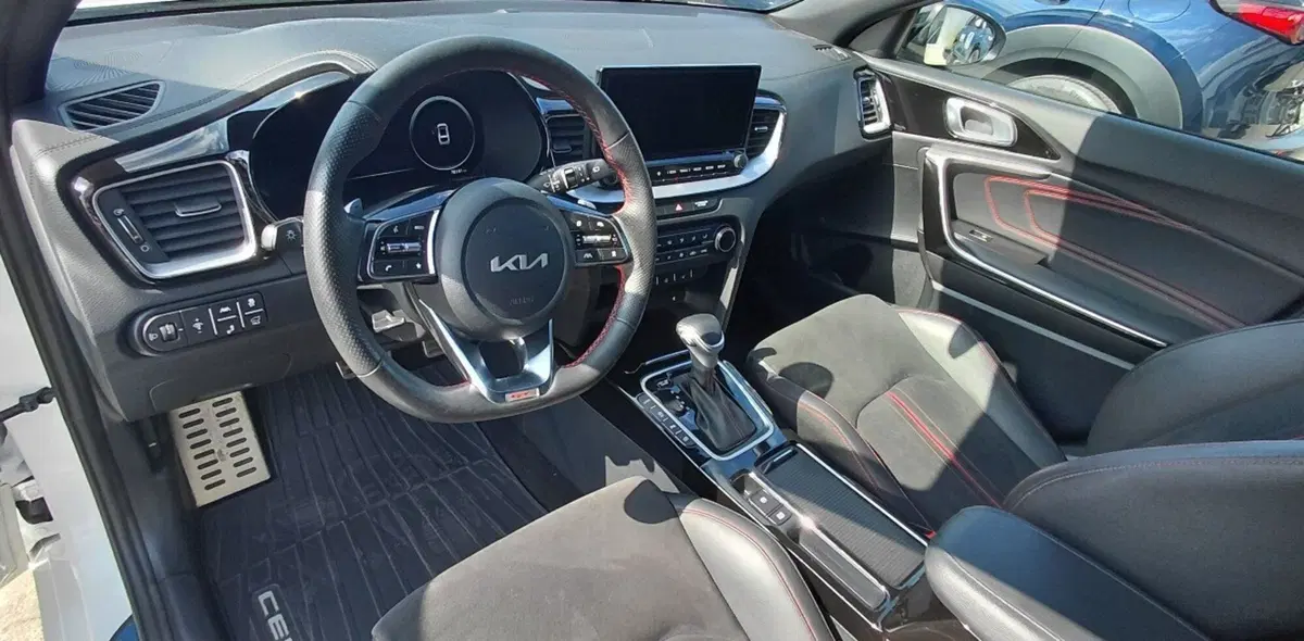 Kia ProCeed usata a Cosenza (10)