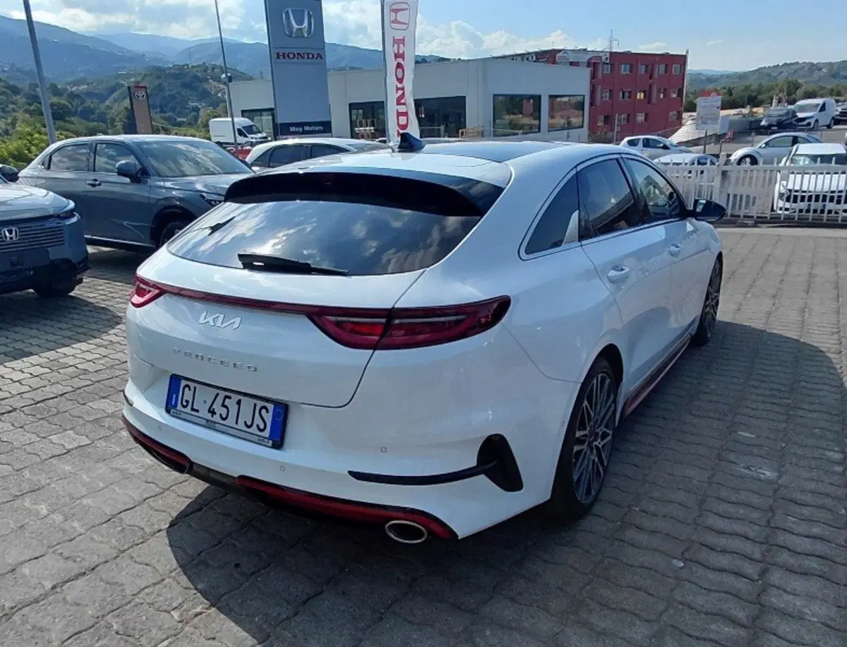 Kia ProCeed usata a Cosenza (5)