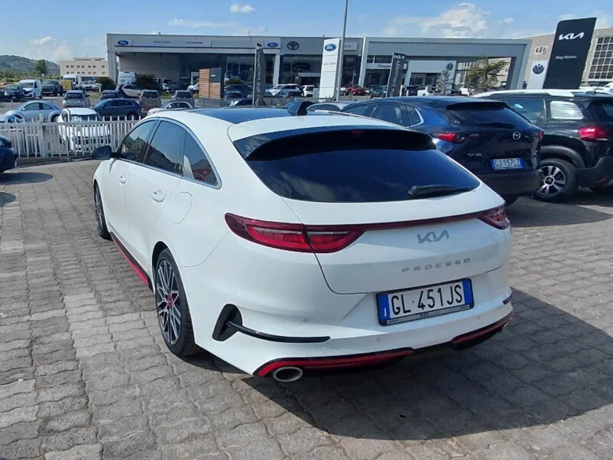 Kia ProCeed usata a Cosenza (7)