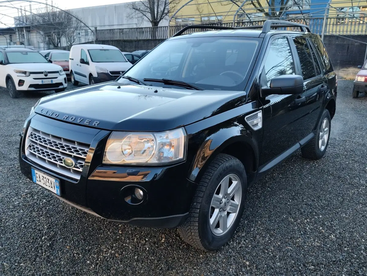 Land Rover Freelander usata a Asti