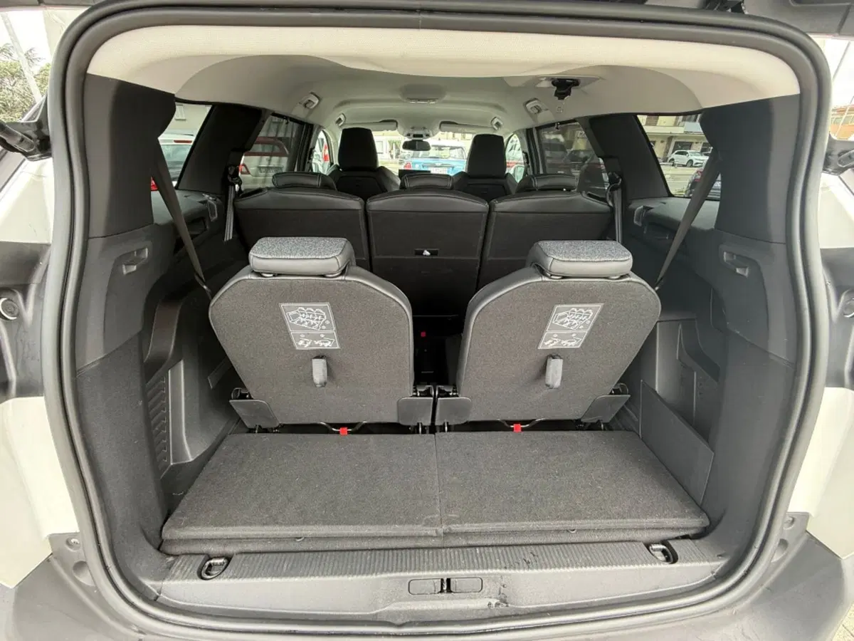 Peugeot 5008 usata a Firenze (9)