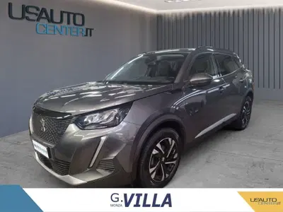 Peugeot 2008 BlueHDi 110 S&amp;S Allure Pack del 2021 usata a Paderno Dugnano
