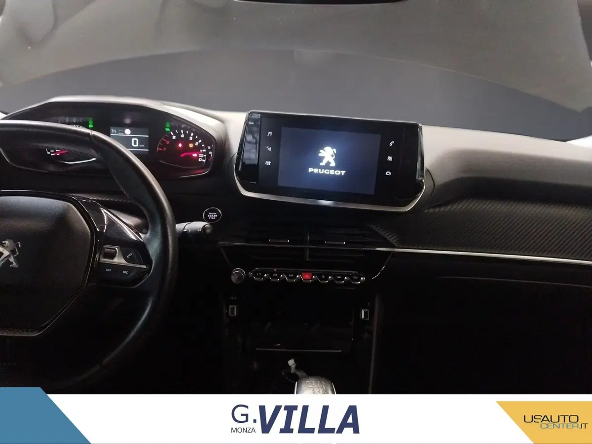 Peugeot 2008 usata a Milano (11)