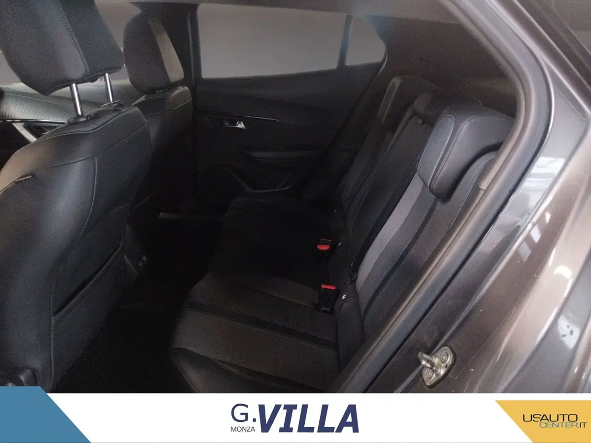 Peugeot 2008 usata a Milano (14)