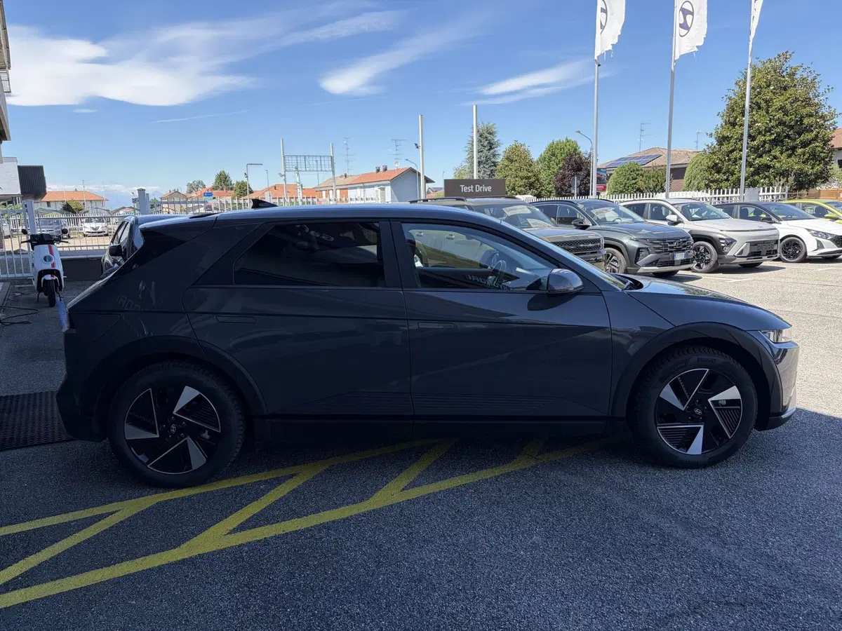 Hyundai Ioniq 5 usata a Vercelli (5)