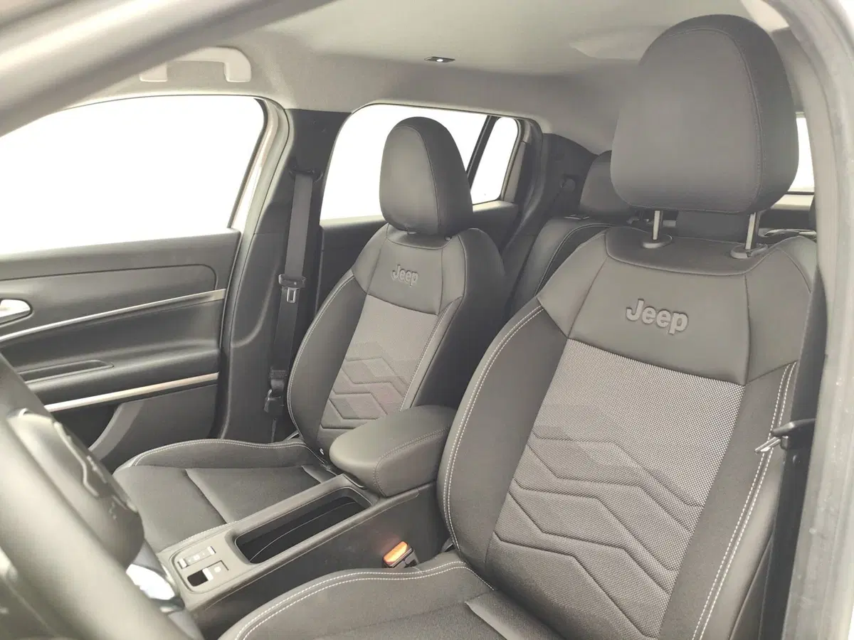 Jeep Avenger usata a Como (12)