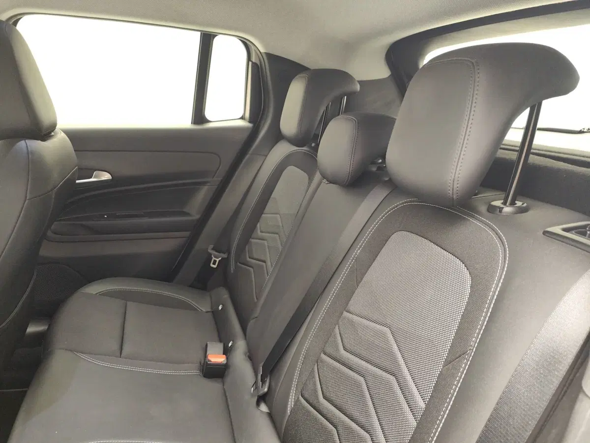 Jeep Avenger usata a Como (13)