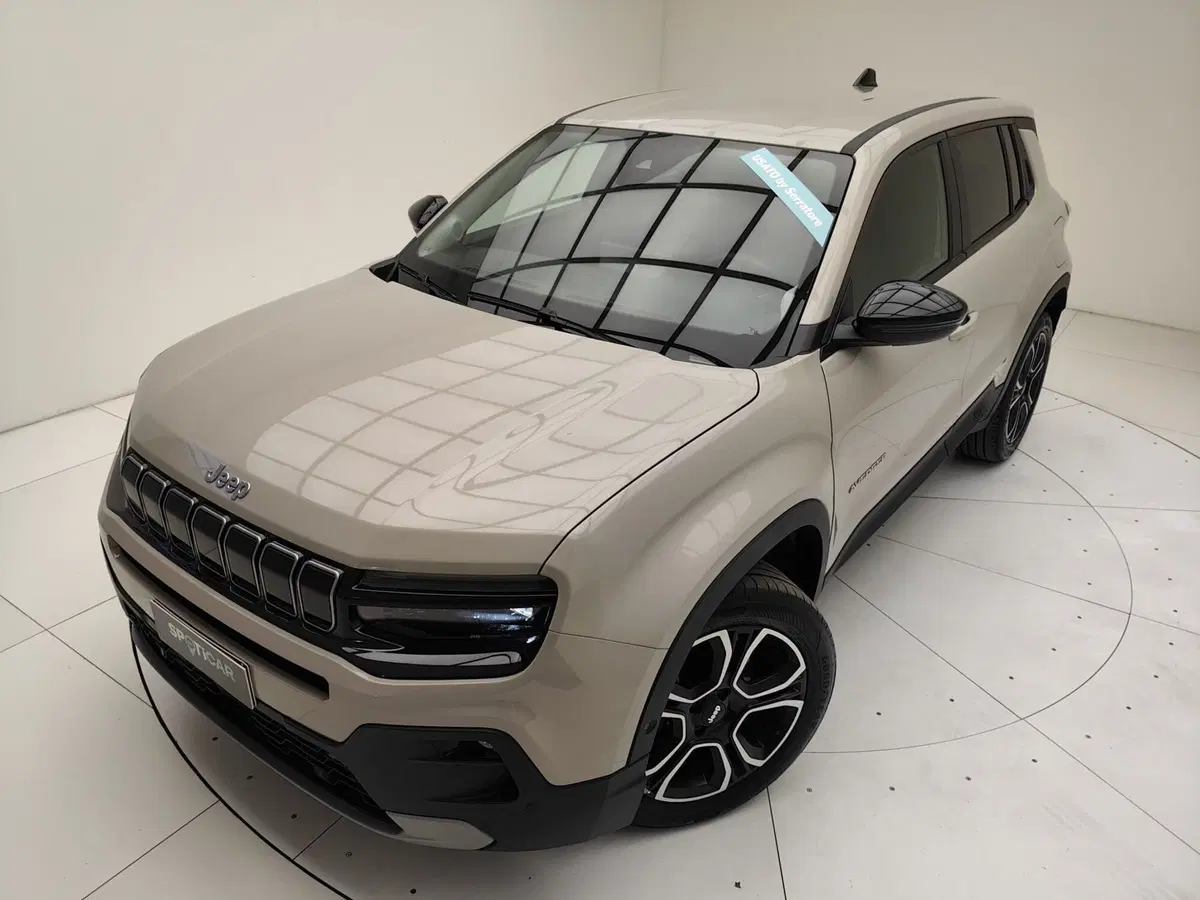 Jeep Avenger usata a Como (15)