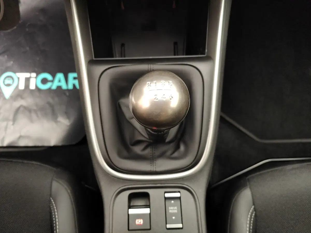 Jeep Avenger usata a Como (18)