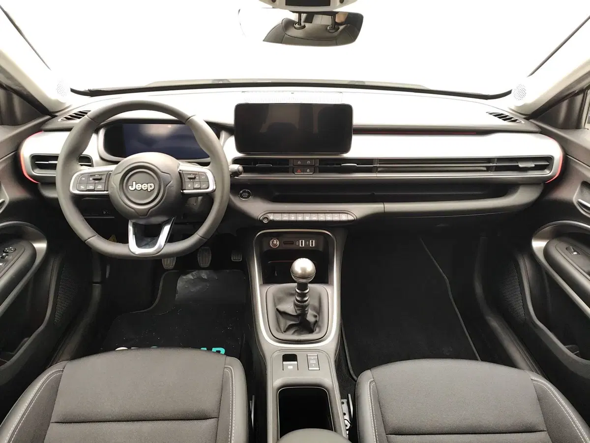 Jeep Avenger usata a Como (7)