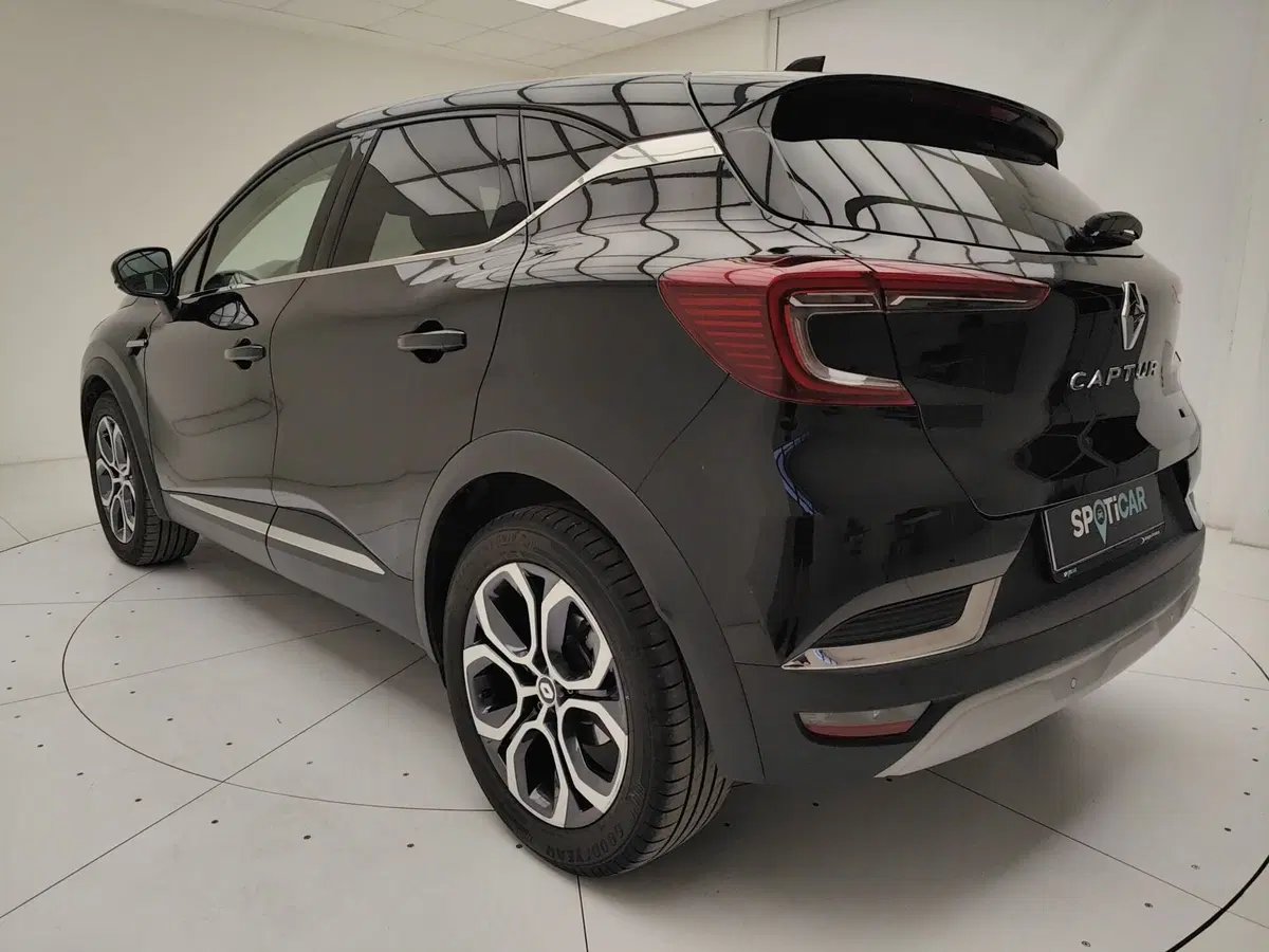 Renault Captur usata a Como (4)